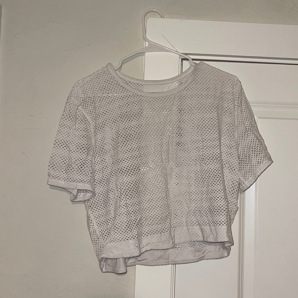 Lululemon cropped top